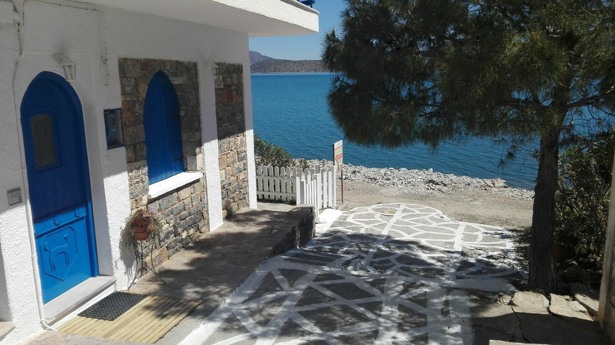 Eleftheria Sea Side Traditional House Villa Elounda Eksteriør billede